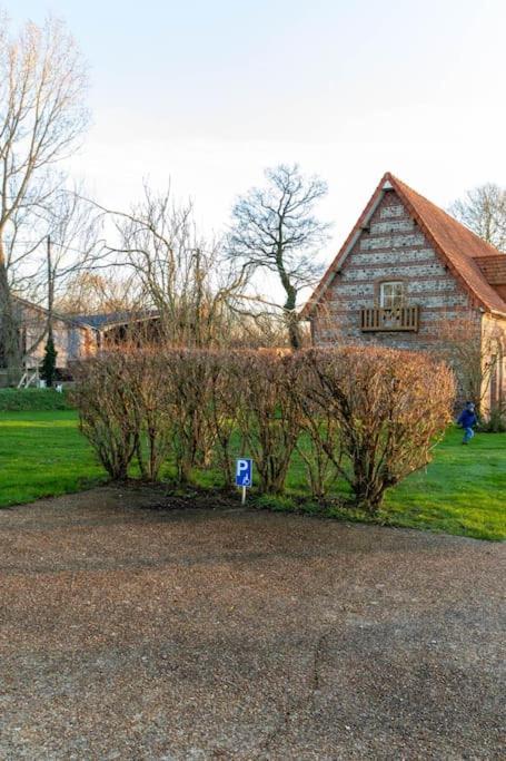 Le Clos Saint Vincent Manneville-ès-Plains Exteriör bild